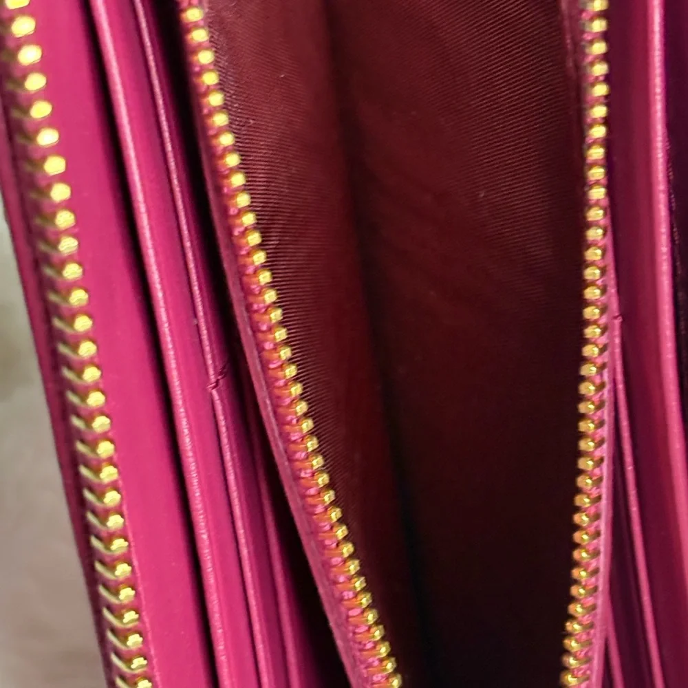 Prada Fuchsia Quilted Wallet - Picture 6 of 12